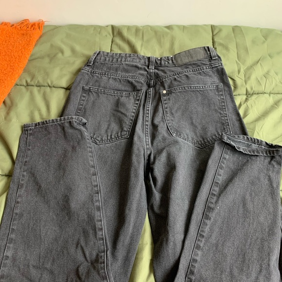 high rise black mom jeans from h&m. size 4. - Picture 2 of 3